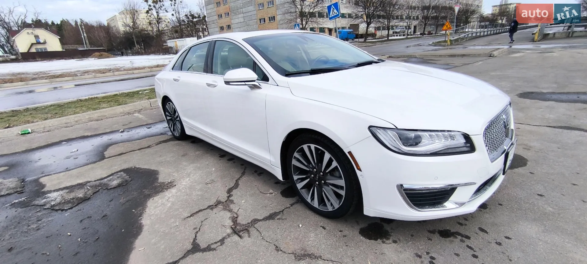2019 Lincoln MKZ - мініатюра 10