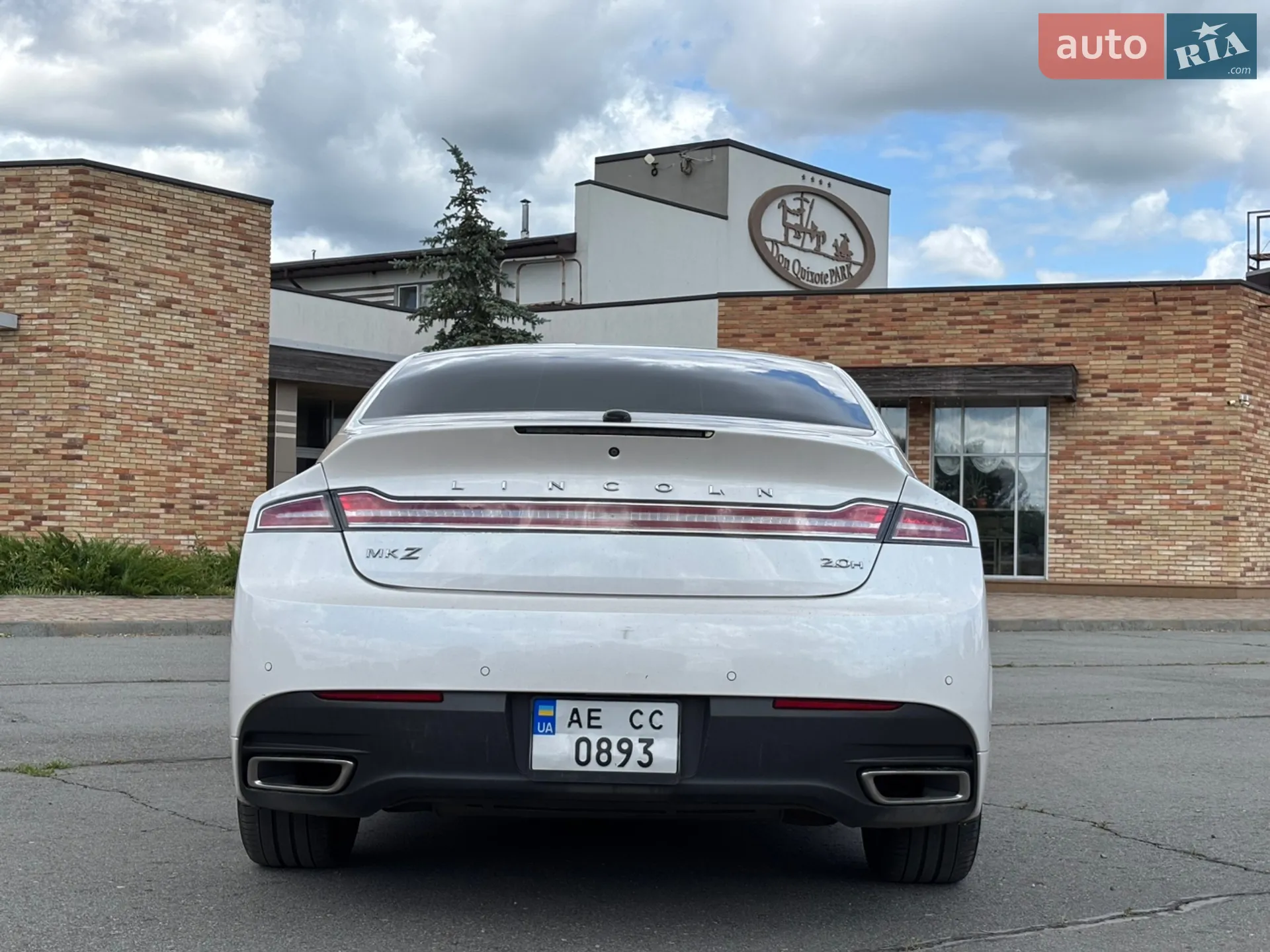2015 Lincoln MKZ - мініатюра 11