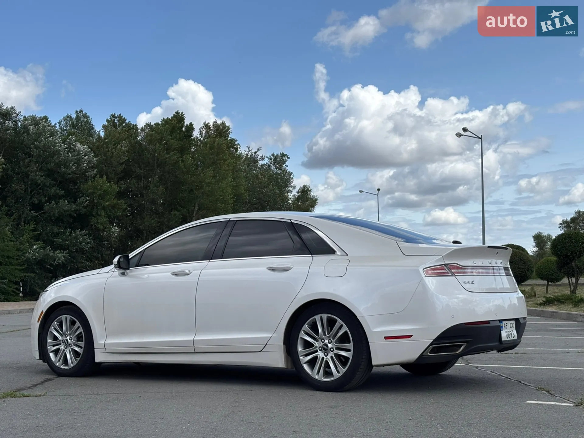 2015 Lincoln MKZ - мініатюра 10