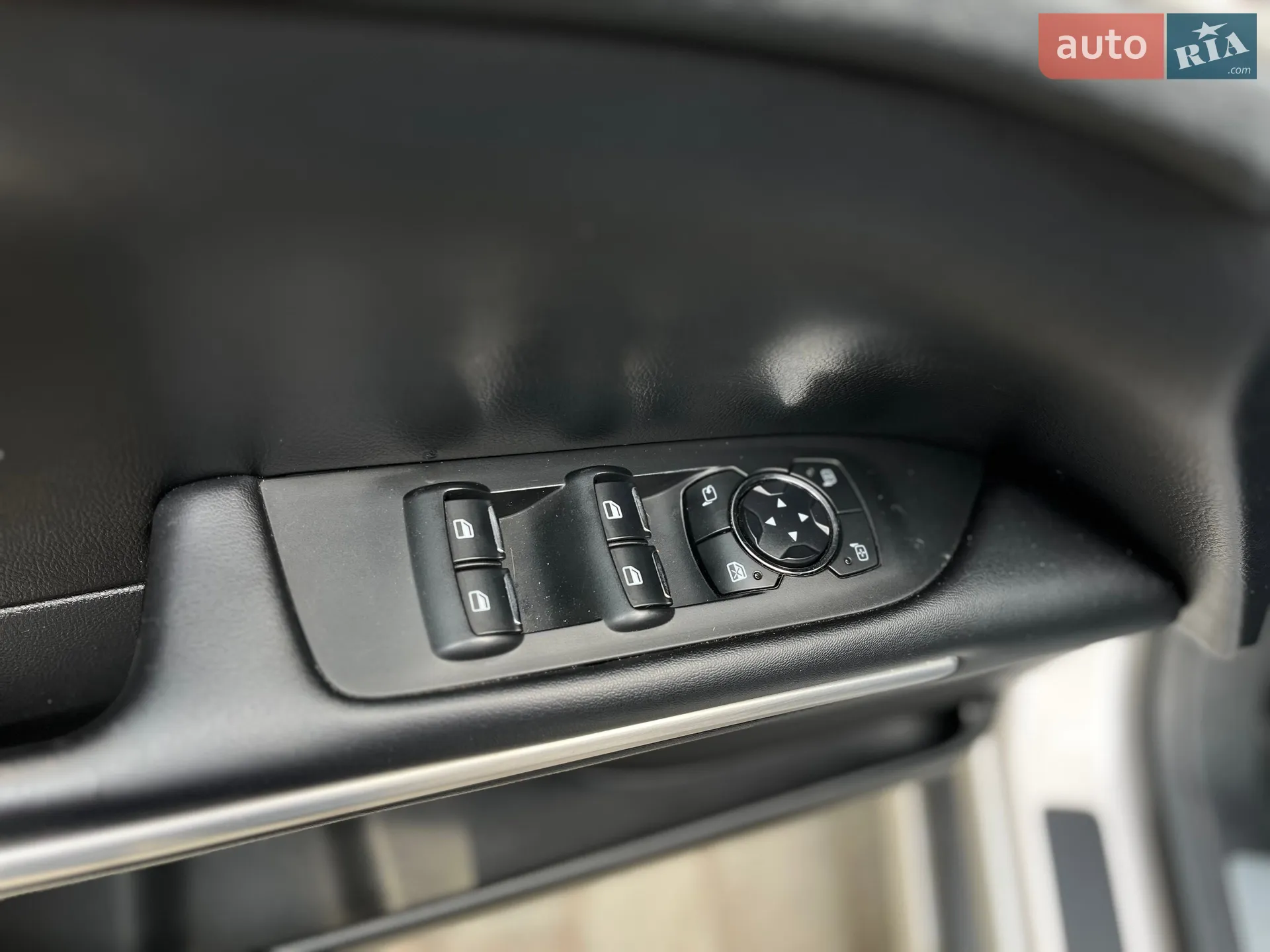2014 Lincoln MKZ - мініатюра 14