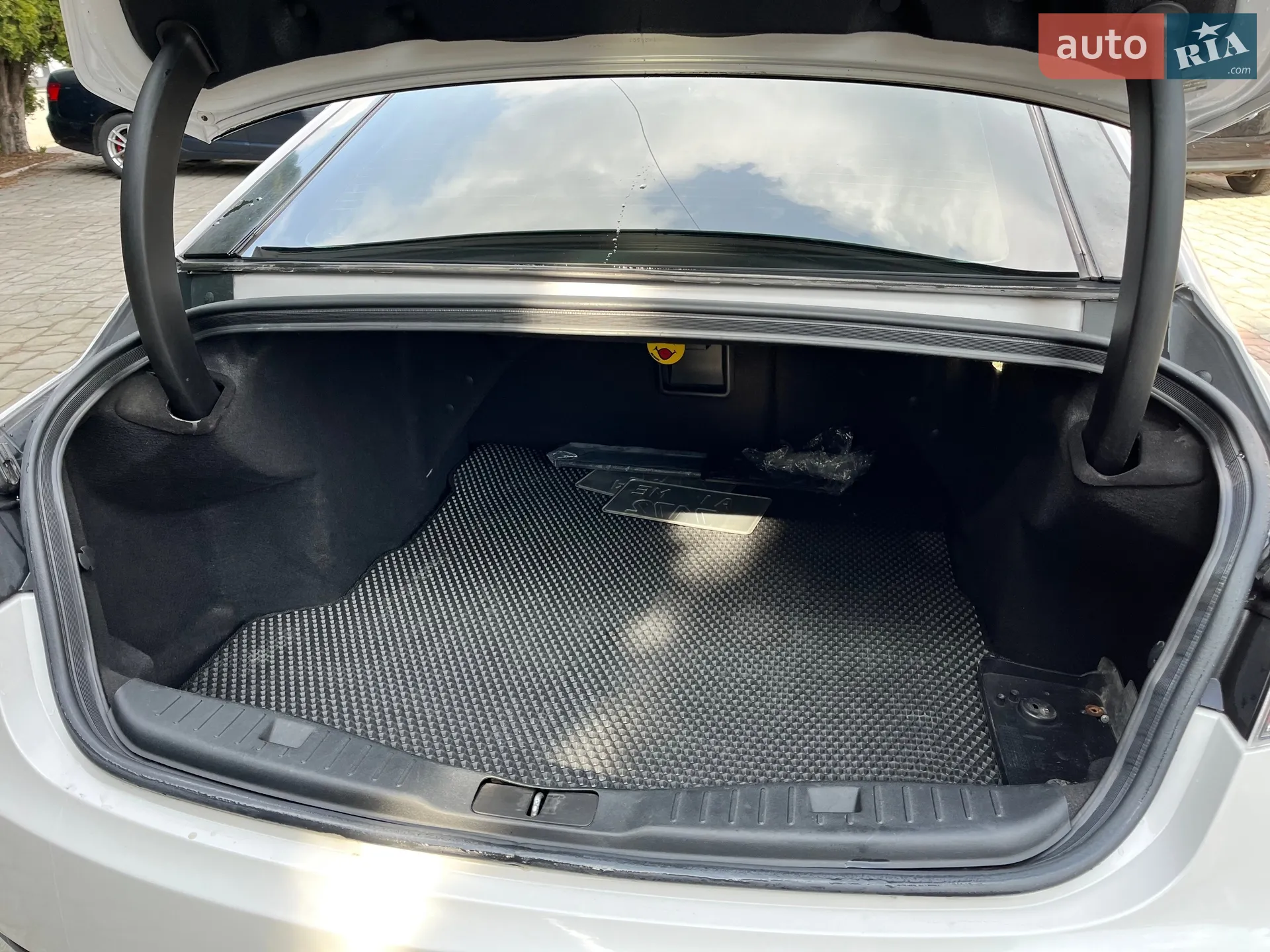 2014 Lincoln MKZ - мініатюра 32