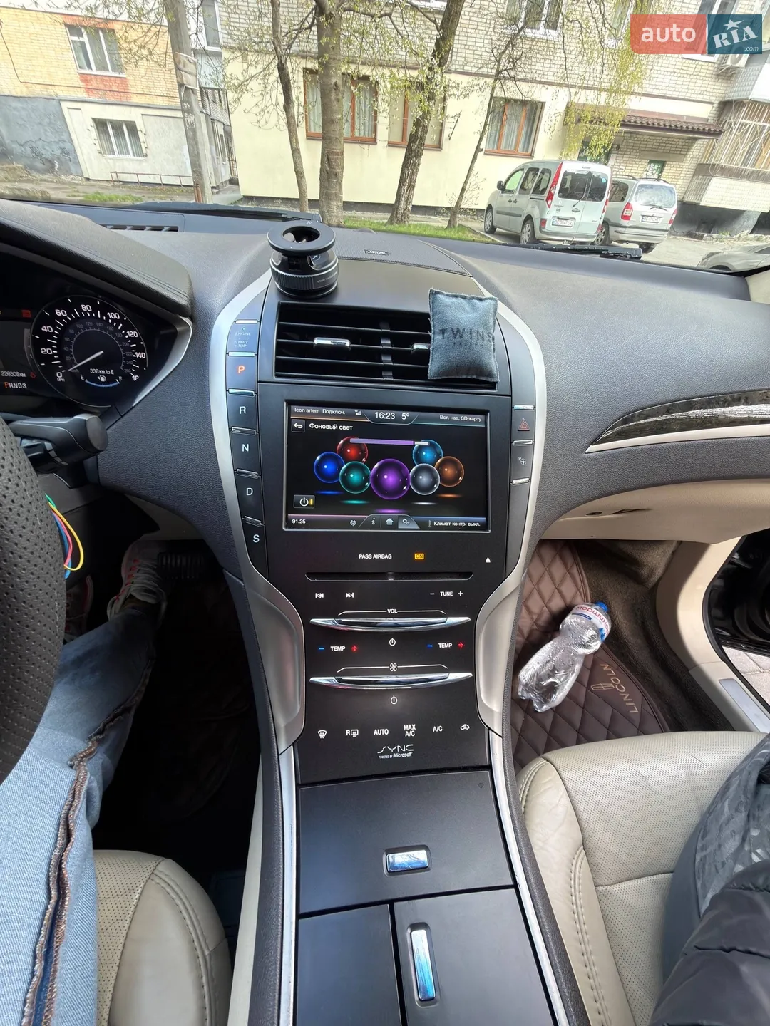2013 Lincoln MKZ - мініатюра 27