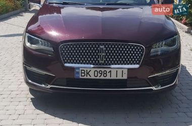 Седан Lincoln MKZ 2016 в Дубно