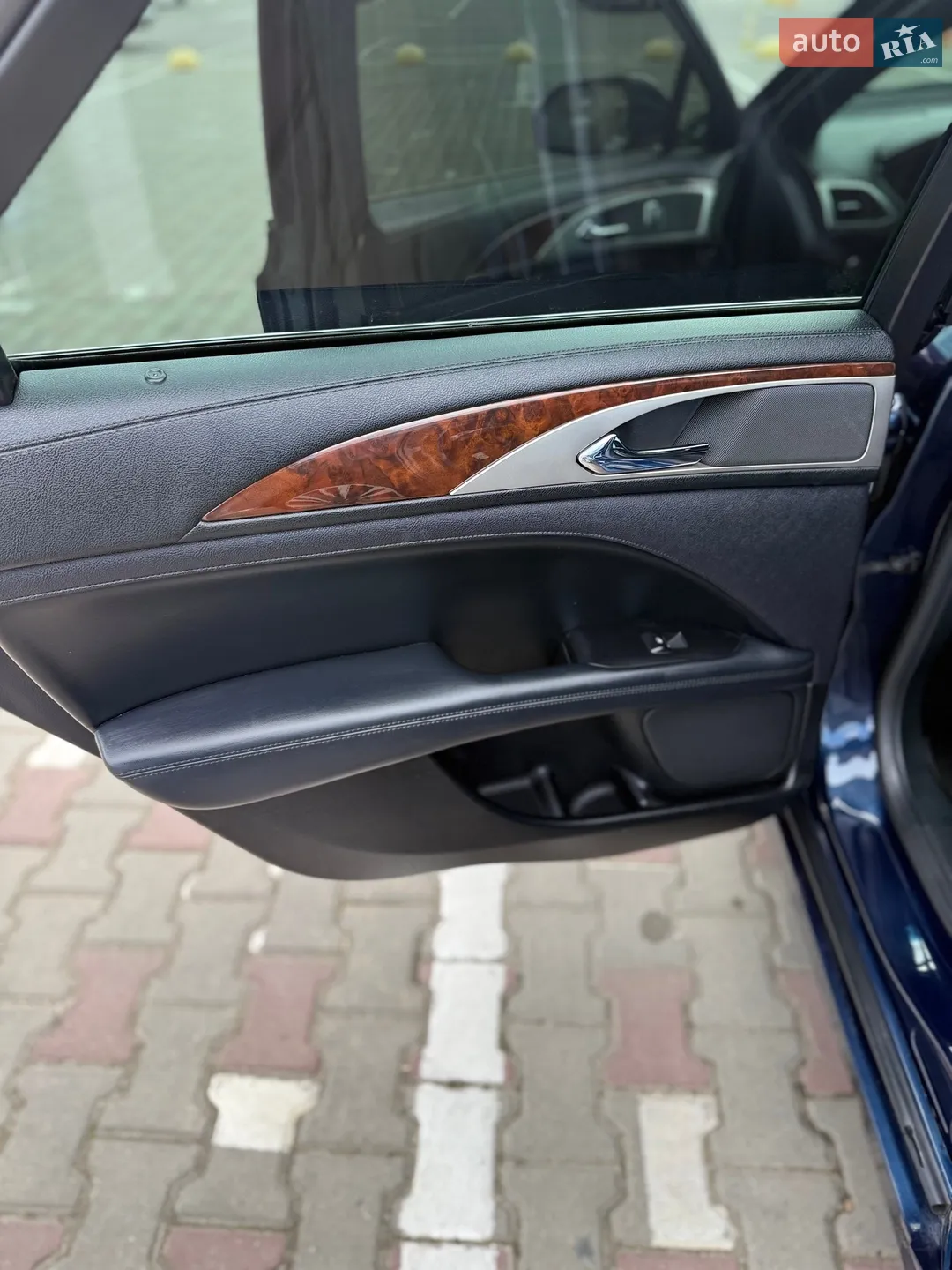 2017 Lincoln MKZ - мініатюра 14