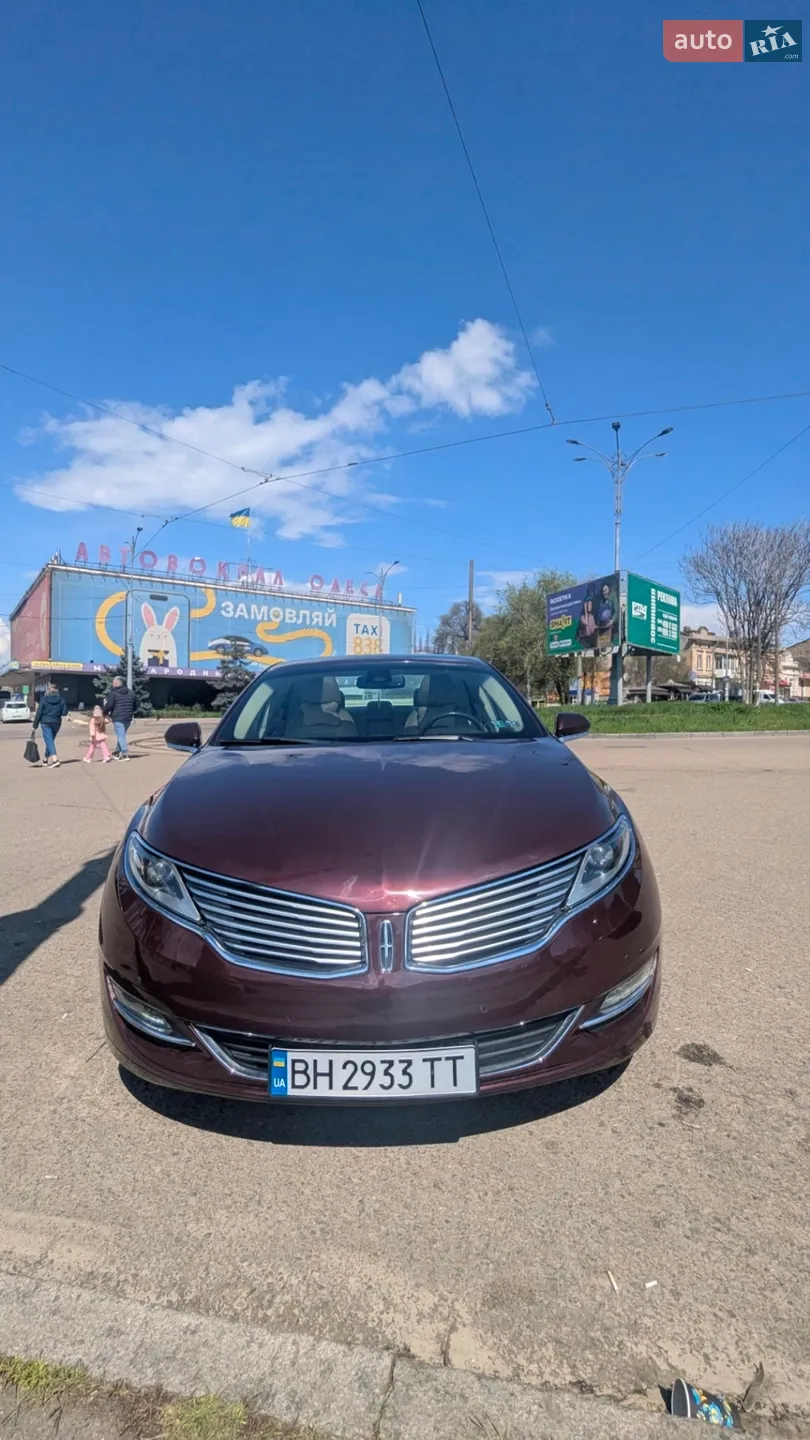 2013 Lincoln MKZ - мініатюра 2