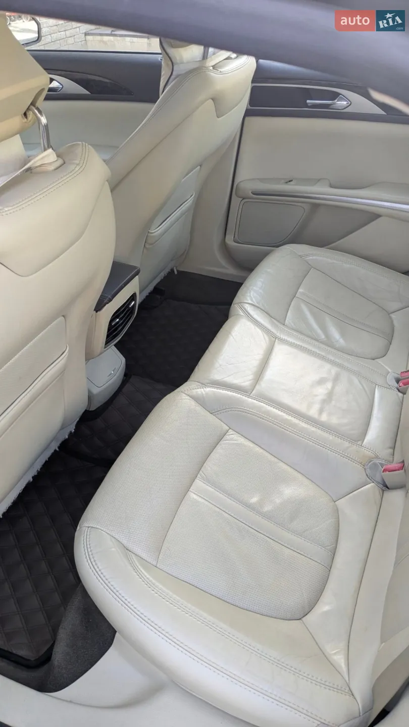 2013 Lincoln MKZ - мініатюра 12