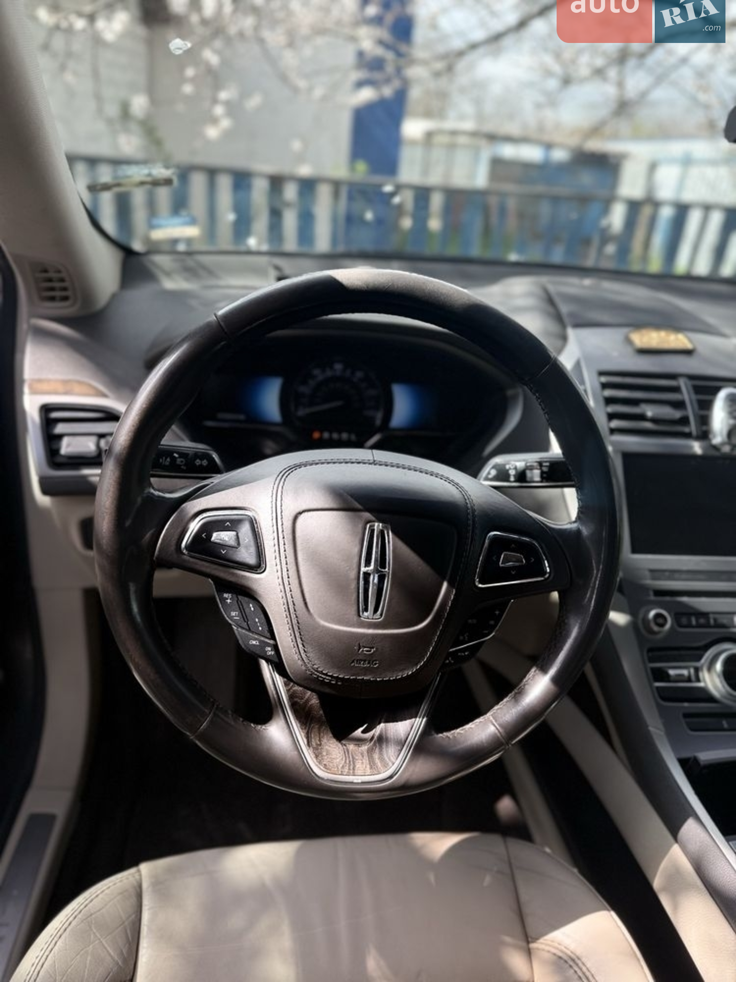 2016 Lincoln MKZ - мініатюра 9