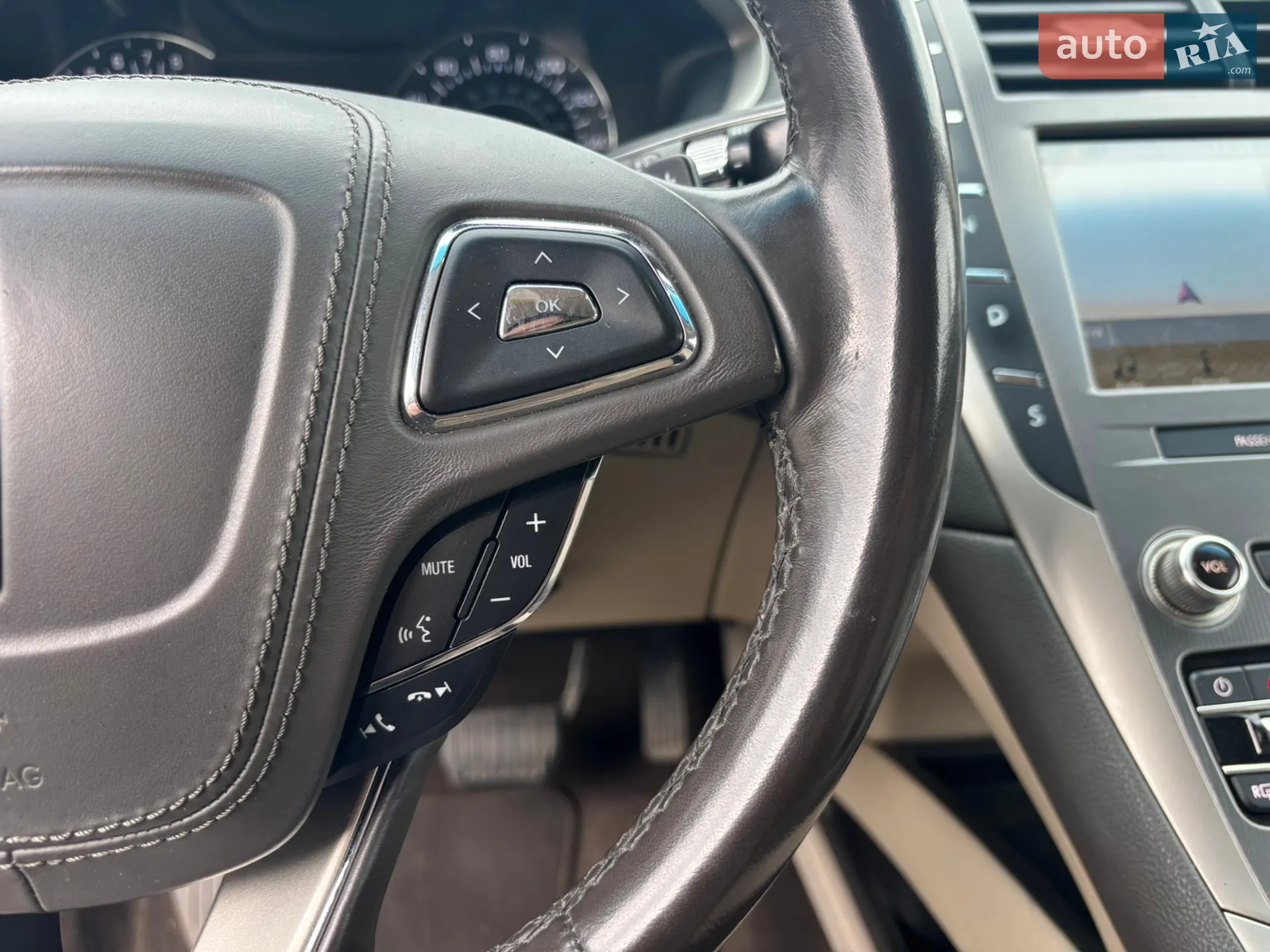 2018 Lincoln MKZ - мініатюра 15