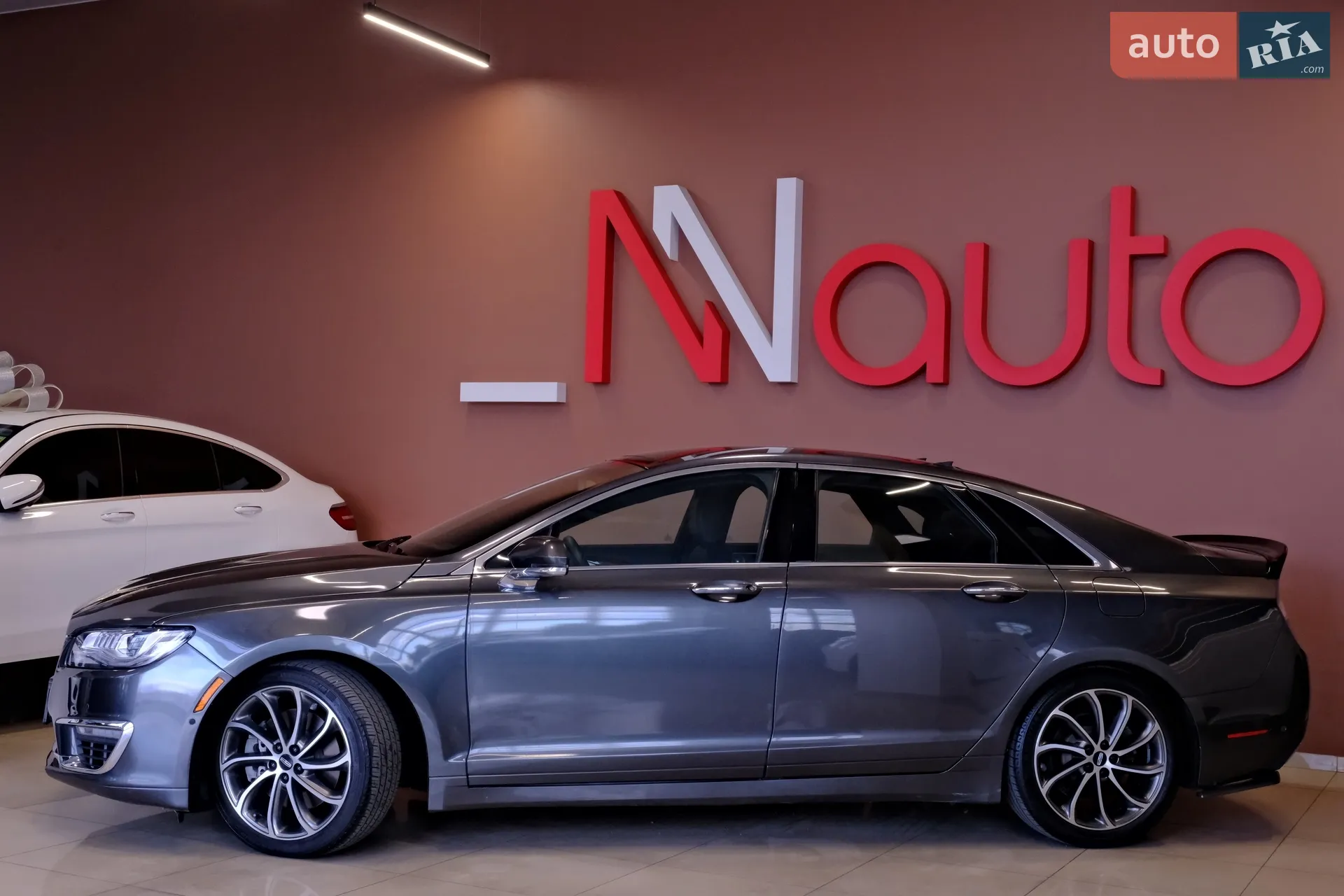2019 Lincoln MKZ - мініатюра 12