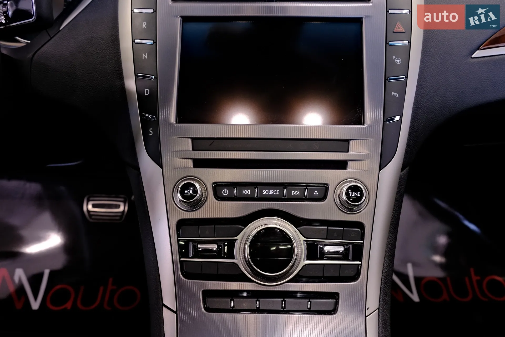 2019 Lincoln MKZ - мініатюра 17