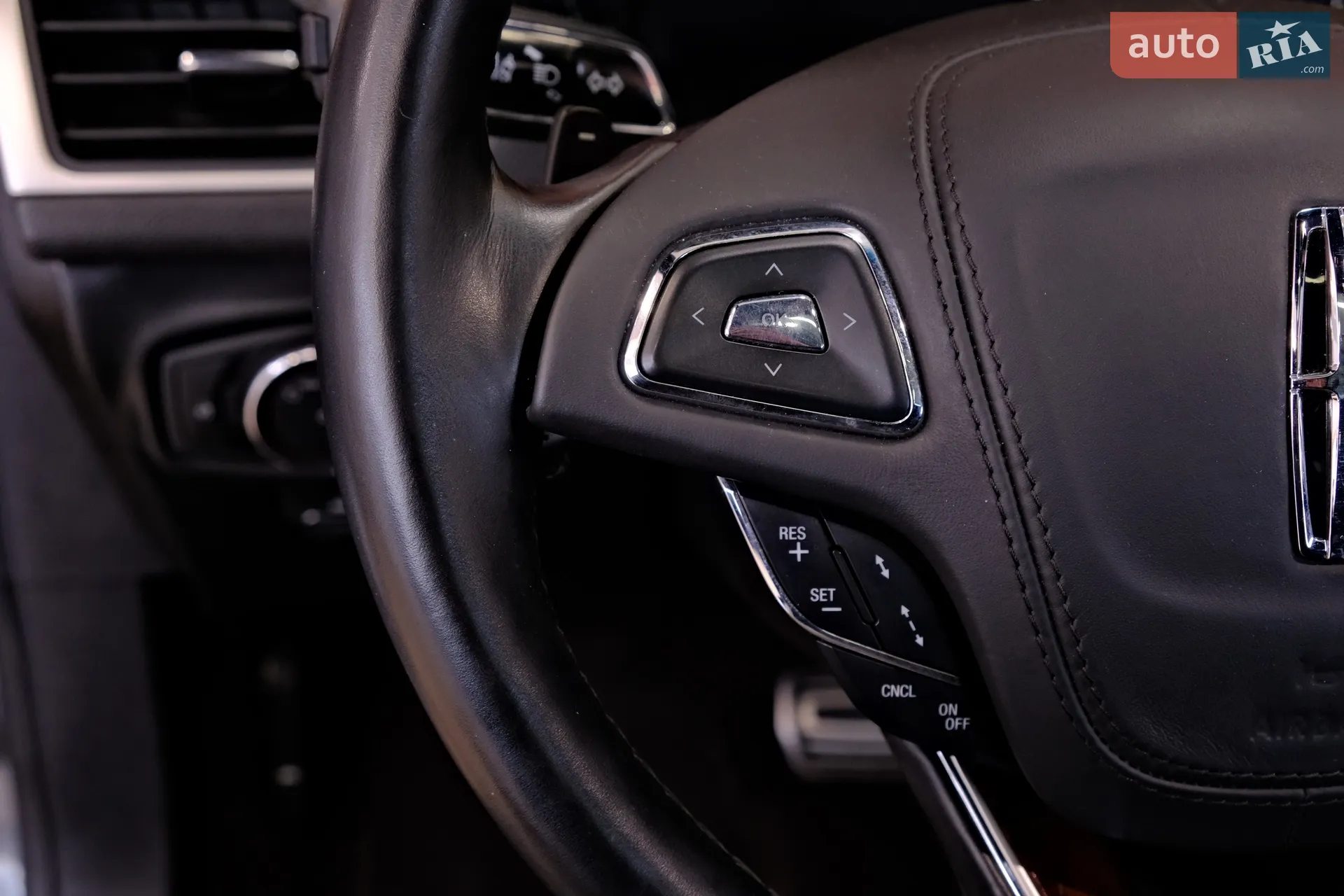 2019 Lincoln MKZ - мініатюра 21