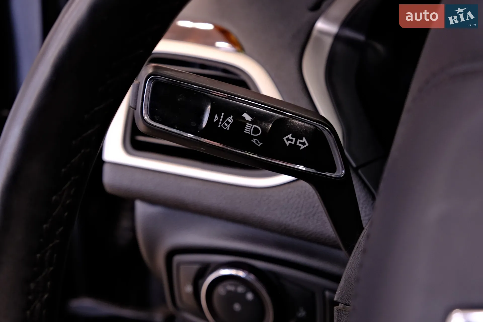 2019 Lincoln MKZ - мініатюра 23