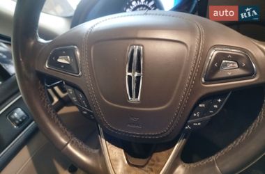 Седан Lincoln MKZ 2016 в Киеве