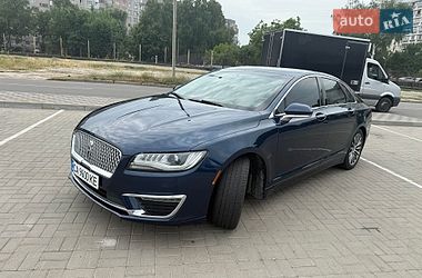Седан Lincoln MKZ 2017 в Черкасах