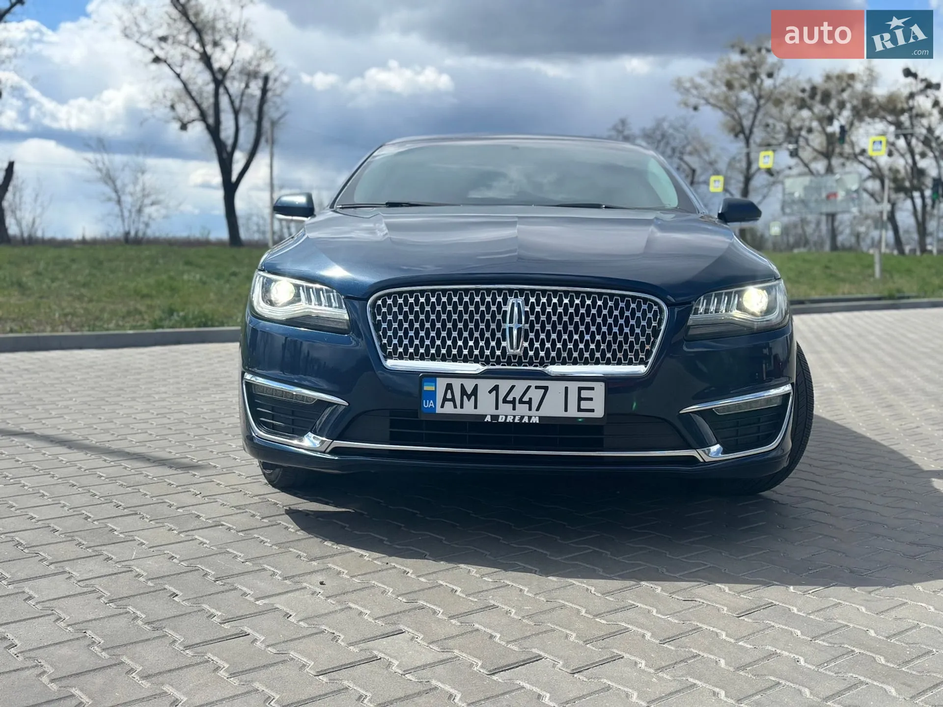 2016 Lincoln MKZ - мініатюра 16