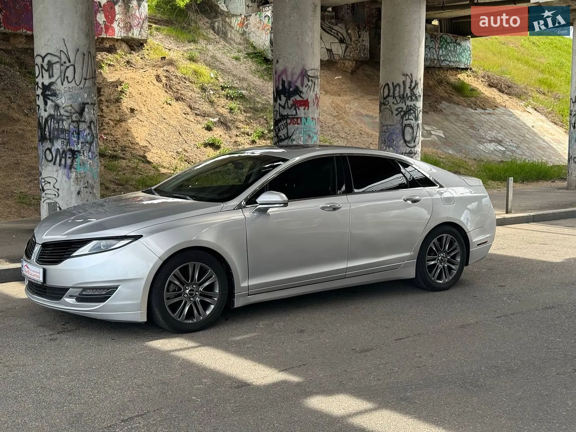 2015 Lincoln MKZ - мініатюра 3