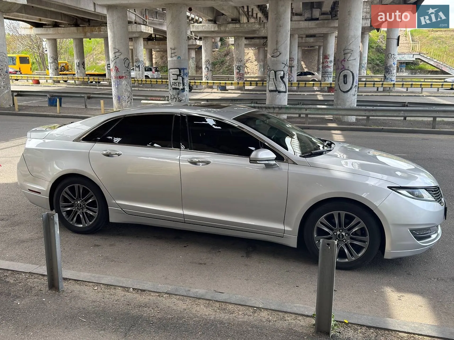2015 Lincoln MKZ - мініатюра 8