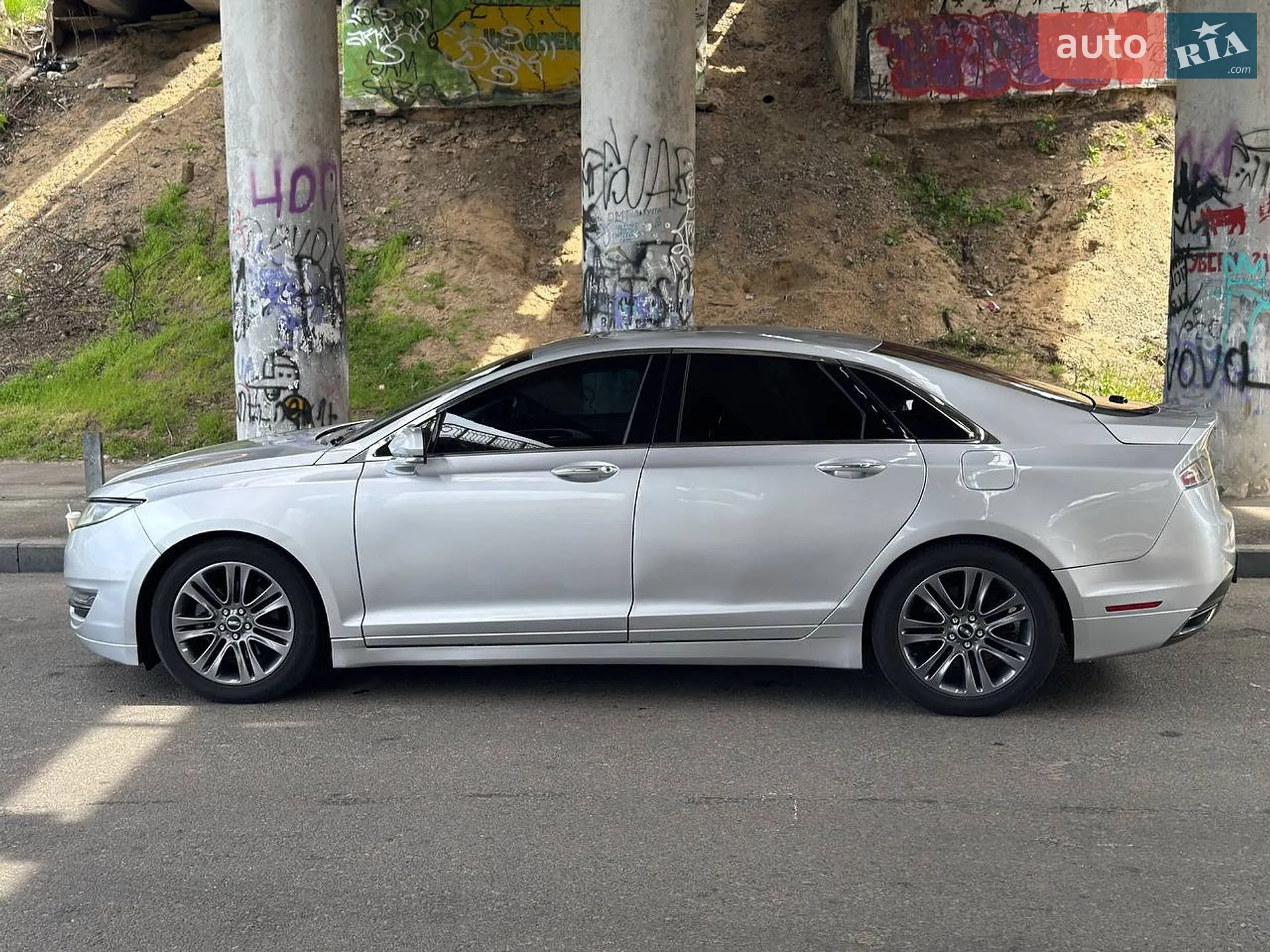 2015 Lincoln MKZ - мініатюра 9