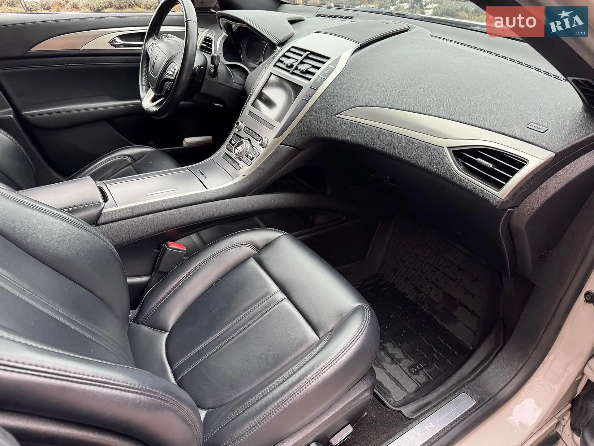 2019 Lincoln MKZ - мініатюра 11