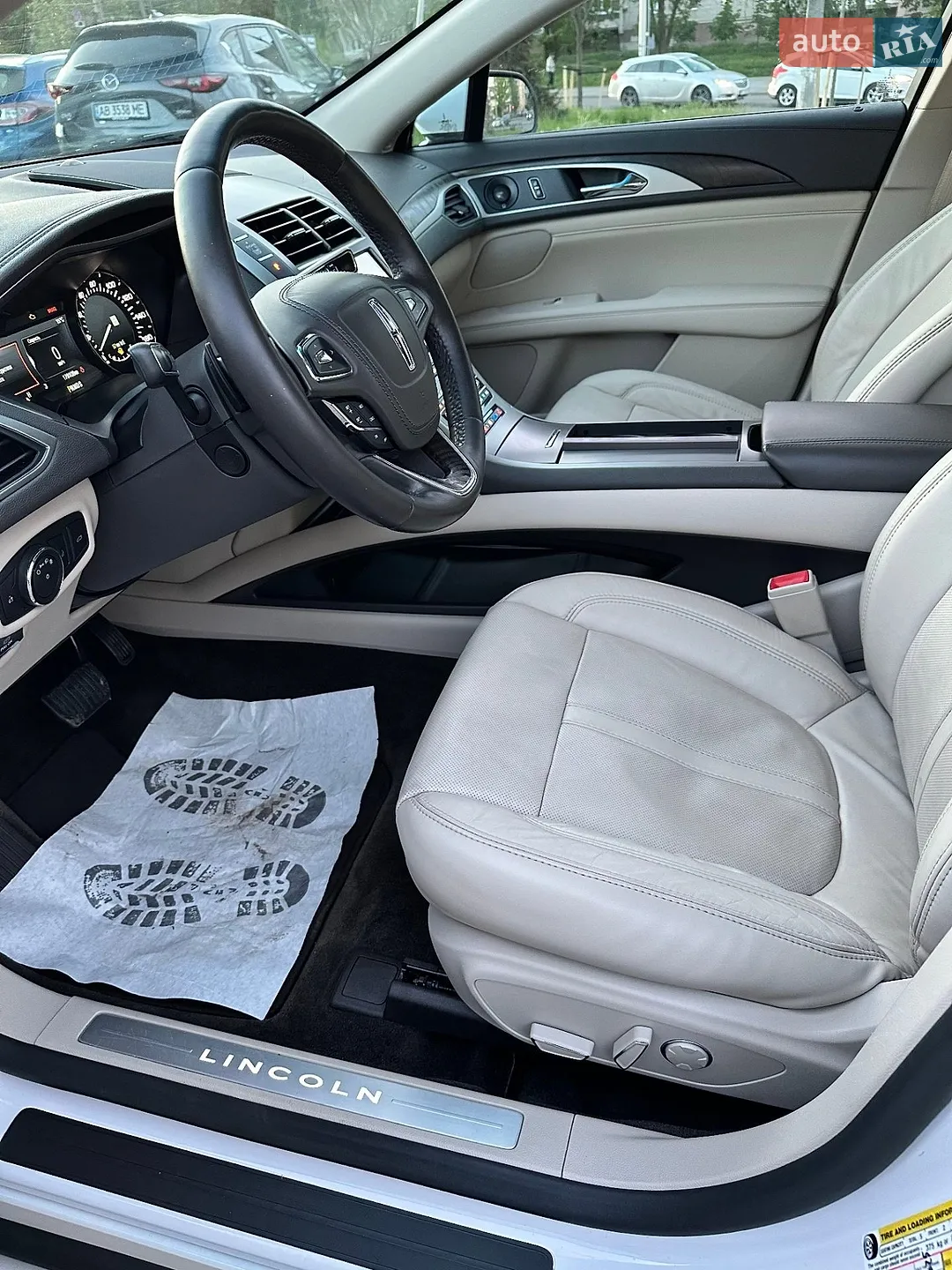 2017 Lincoln MKZ - мініатюра 4