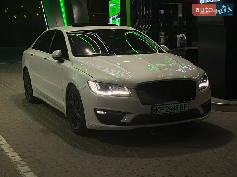 Lincoln MKZ 2018