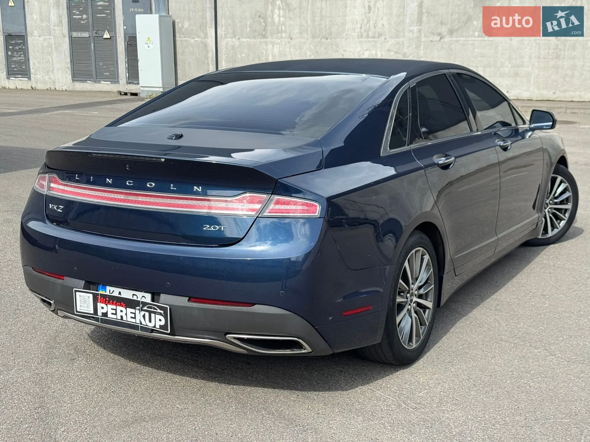 2016 Lincoln MKZ - мініатюра 11
