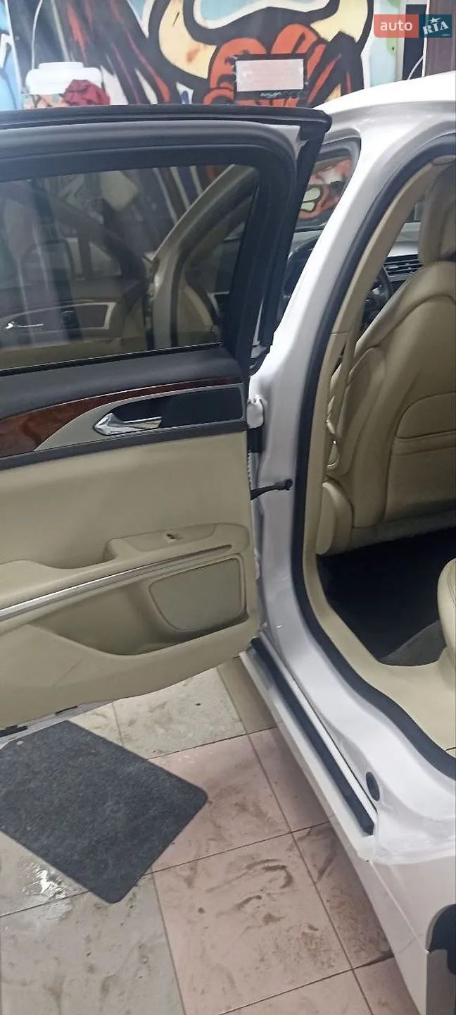2013 Lincoln MKZ - мініатюра 6