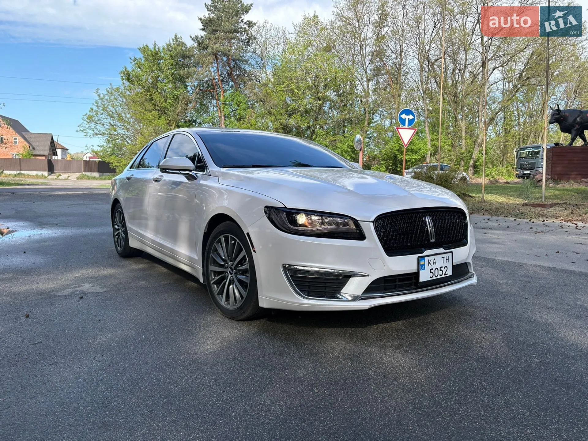 2017 Lincoln MKZ - мініатюра 3