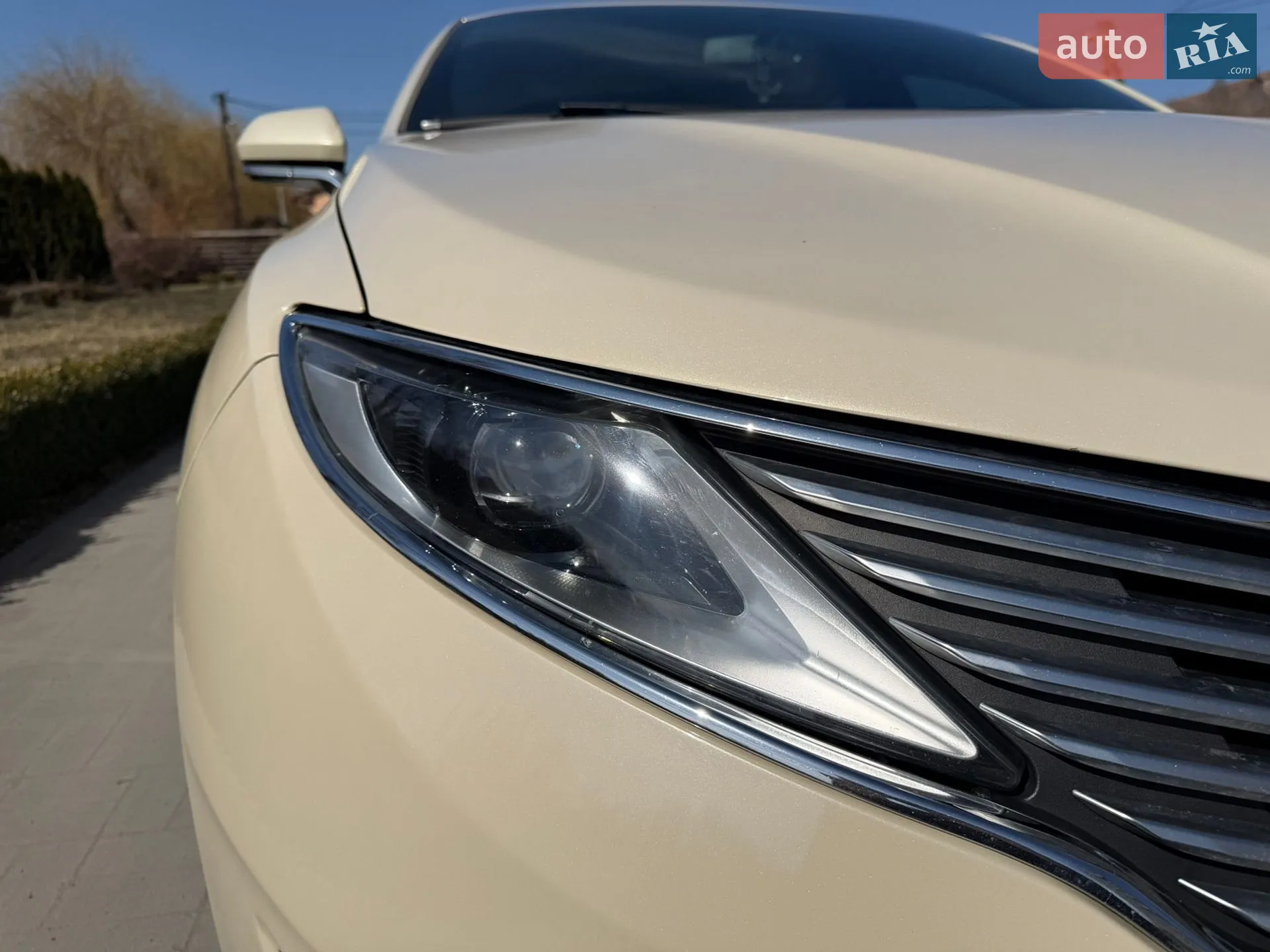 2016 Lincoln MKZ - мініатюра 19
