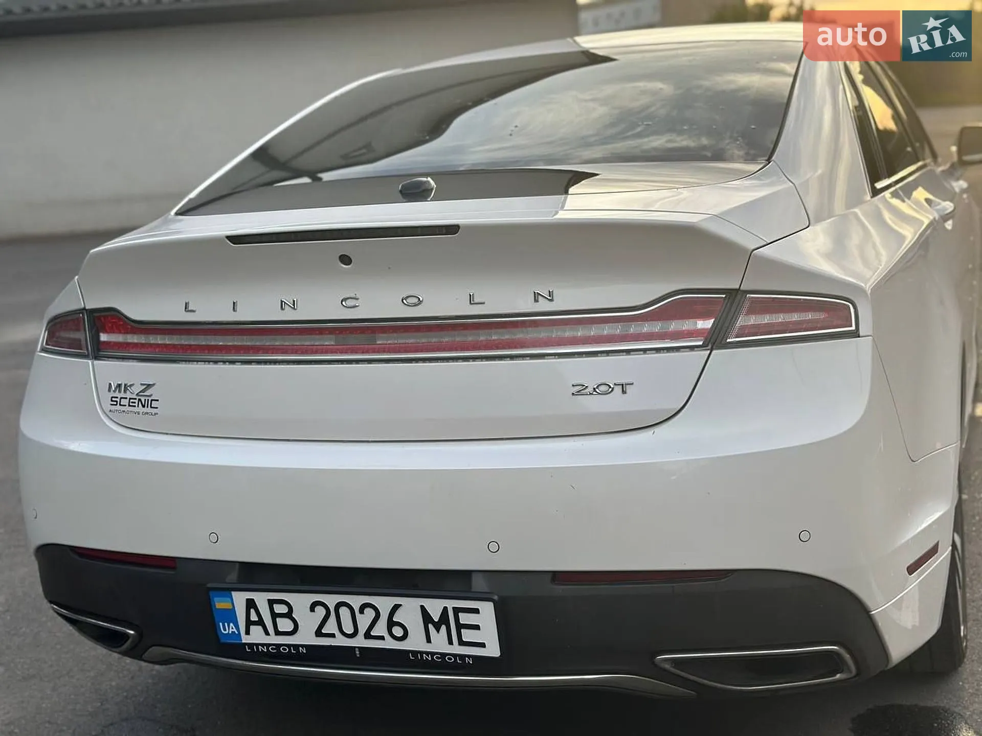 2017 Lincoln MKZ - мініатюра 13