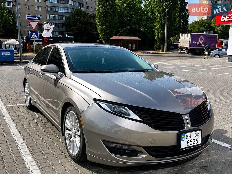 Lincoln MKZ 2015