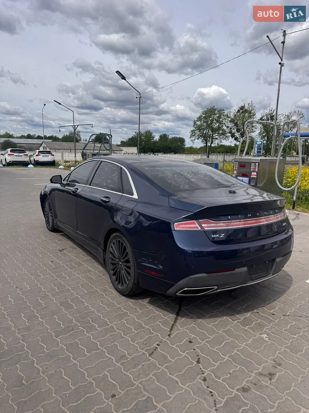 2017 Lincoln MKZ - мініатюра 10