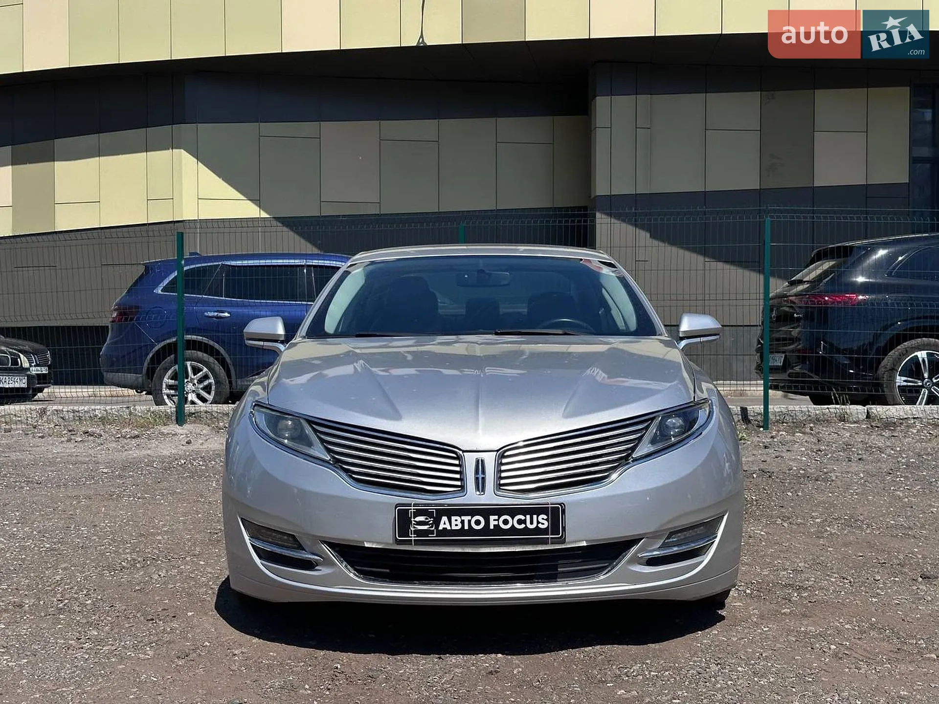 2016 Lincoln MKZ - мініатюра 3