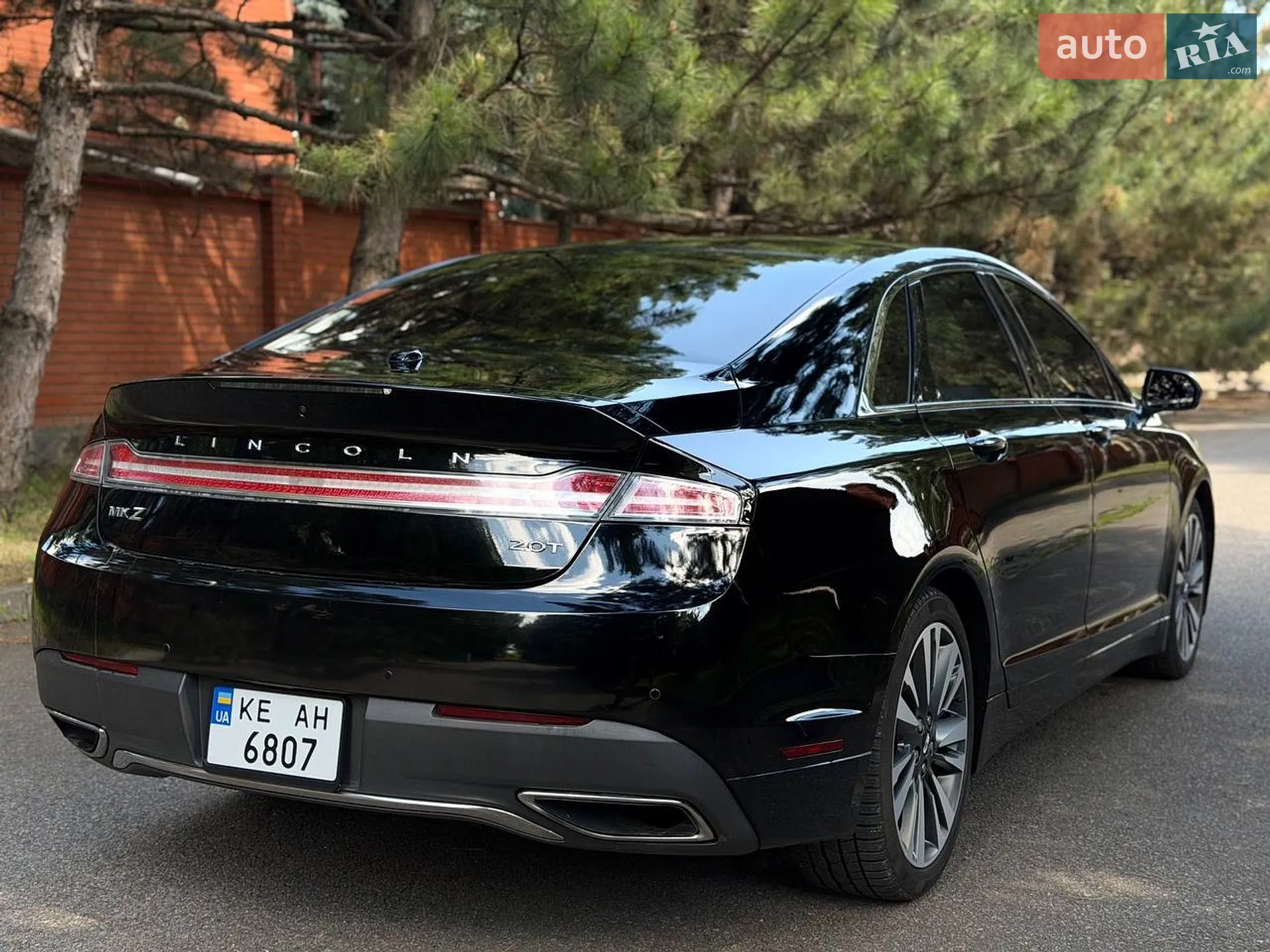 2016 Lincoln MKZ - мініатюра 8