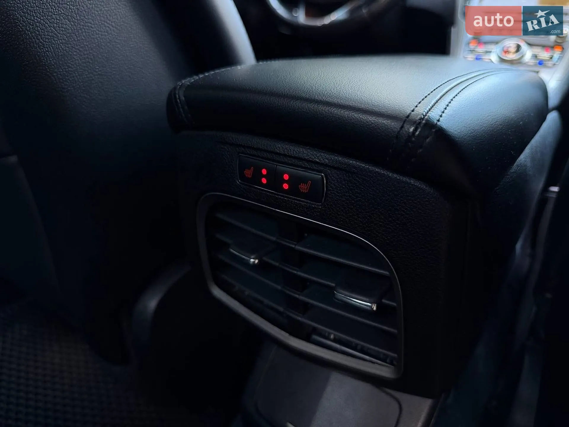 2016 Lincoln MKZ - мініатюра 21