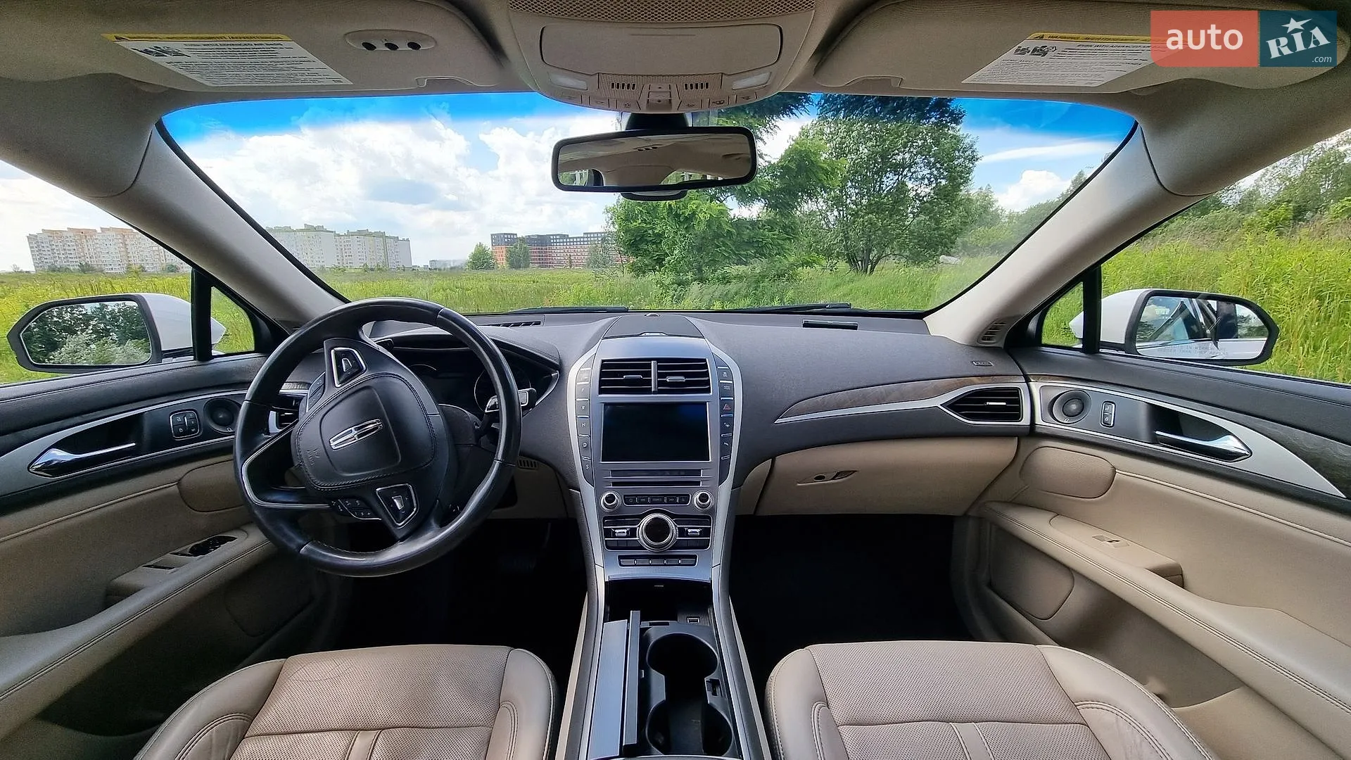 2019 Lincoln MKZ - мініатюра 25