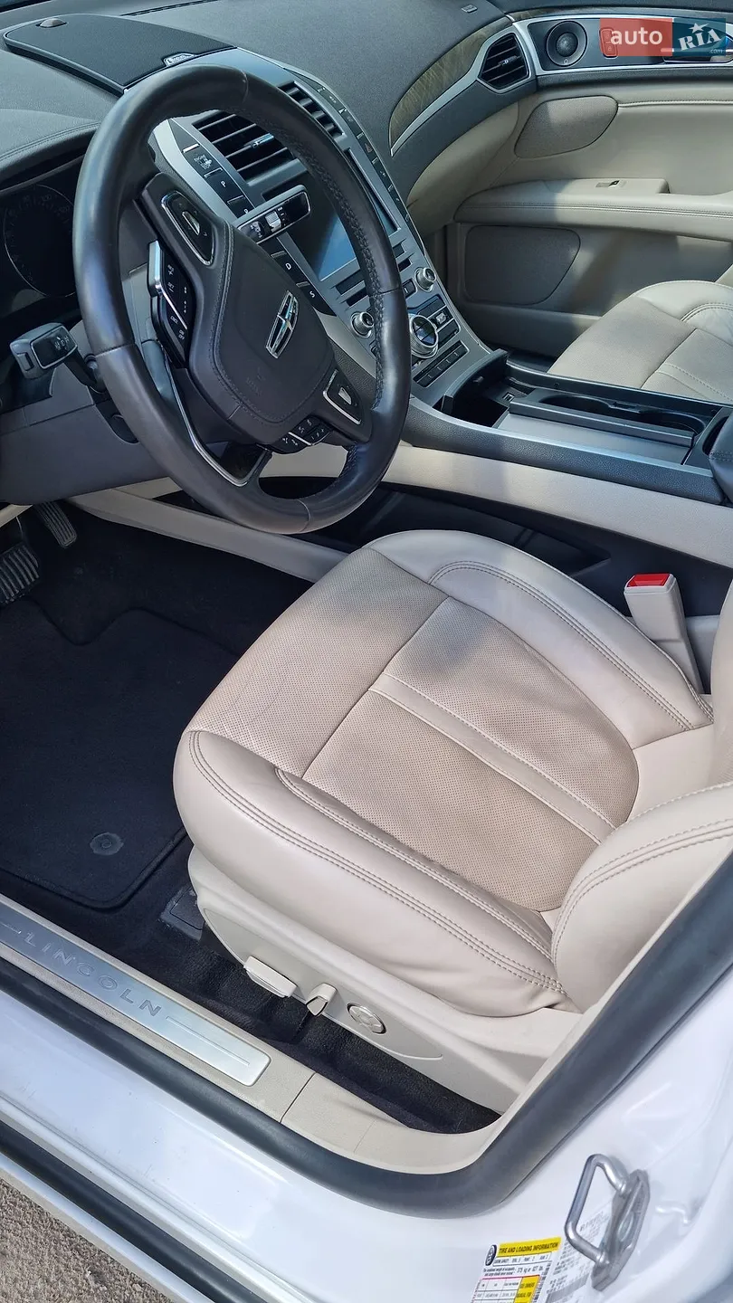 2019 Lincoln MKZ - мініатюра 10