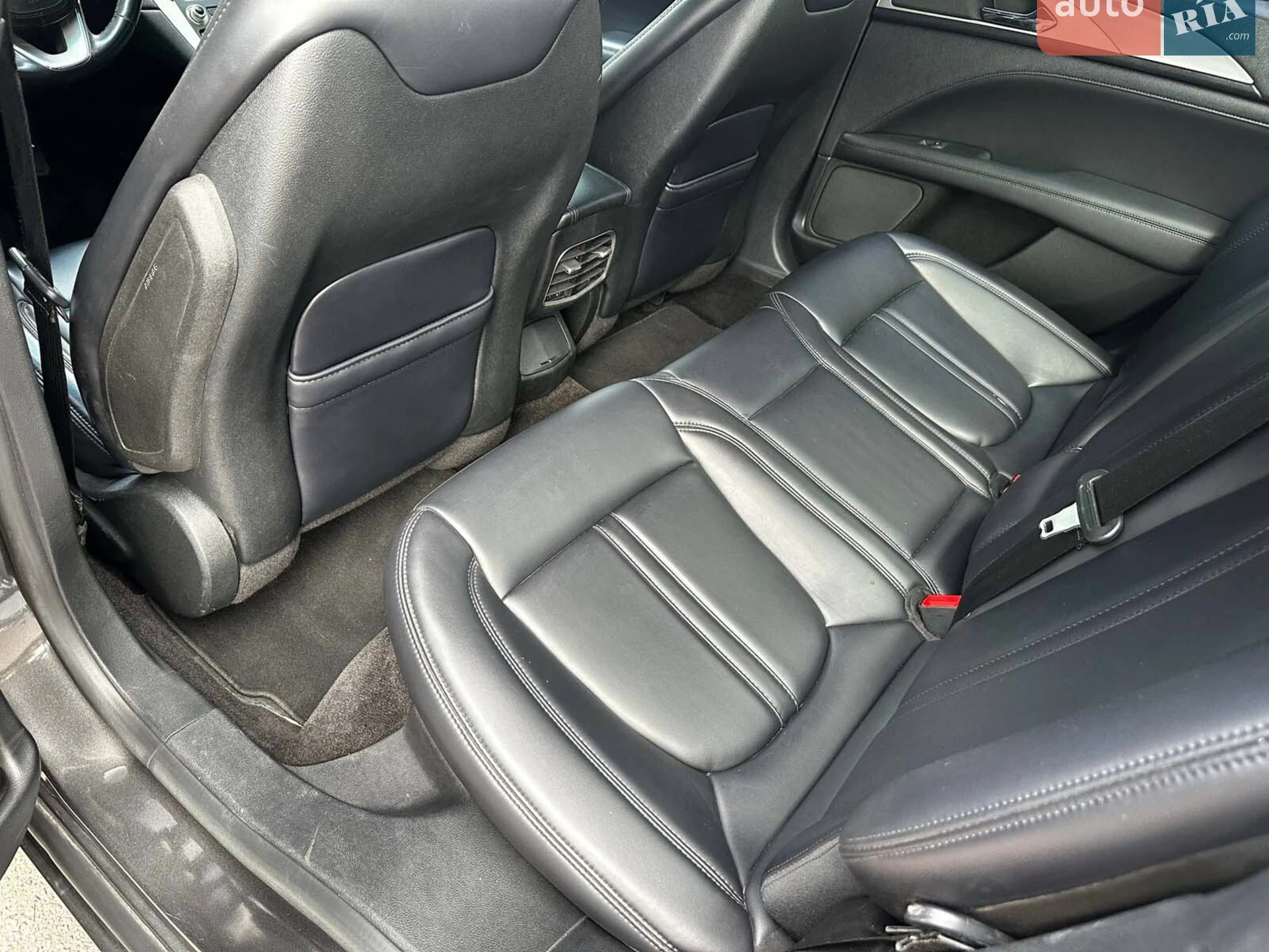 2018 Lincoln MKZ - мініатюра 18