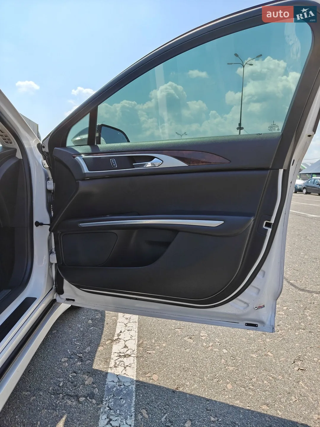 2014 Lincoln MKZ - мініатюра 17