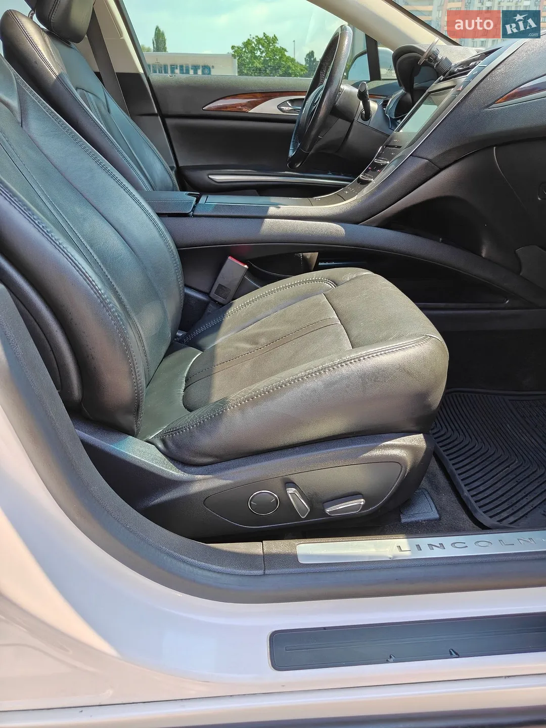 2014 Lincoln MKZ - мініатюра 33