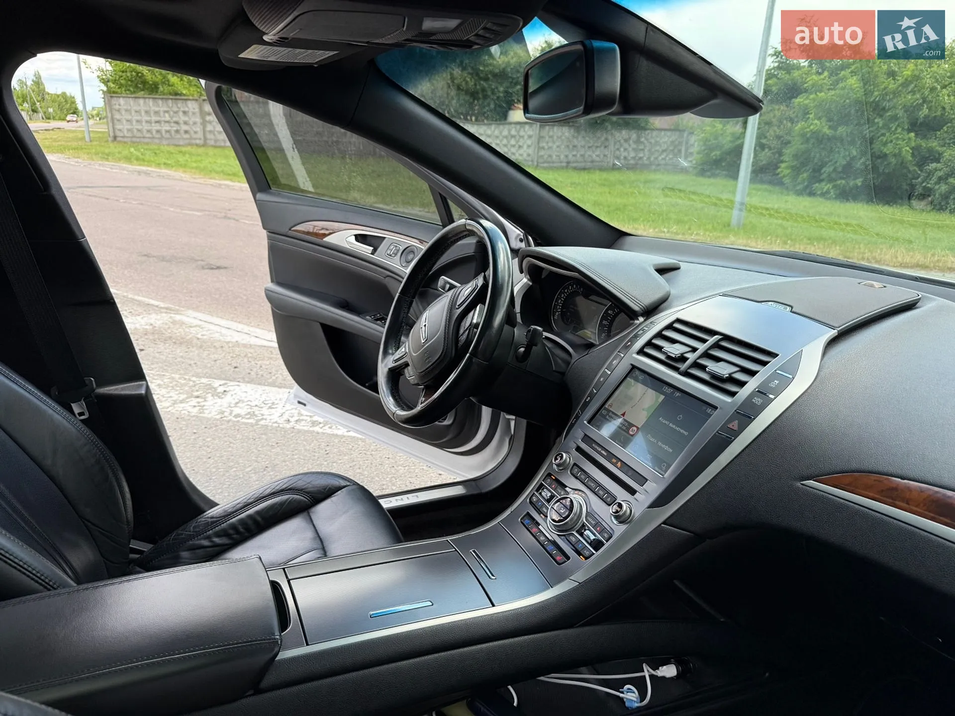 2016 Lincoln MKZ - мініатюра 11