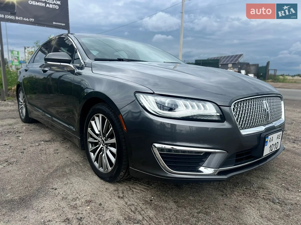 2016 Lincoln MKZ - мініатюра 13