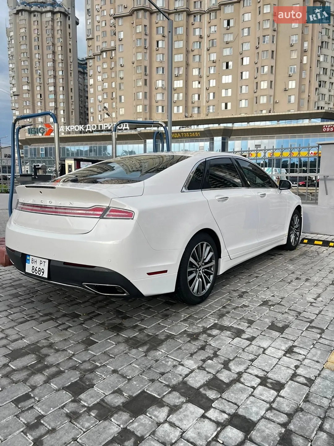 2016 Lincoln MKZ - мініатюра 4