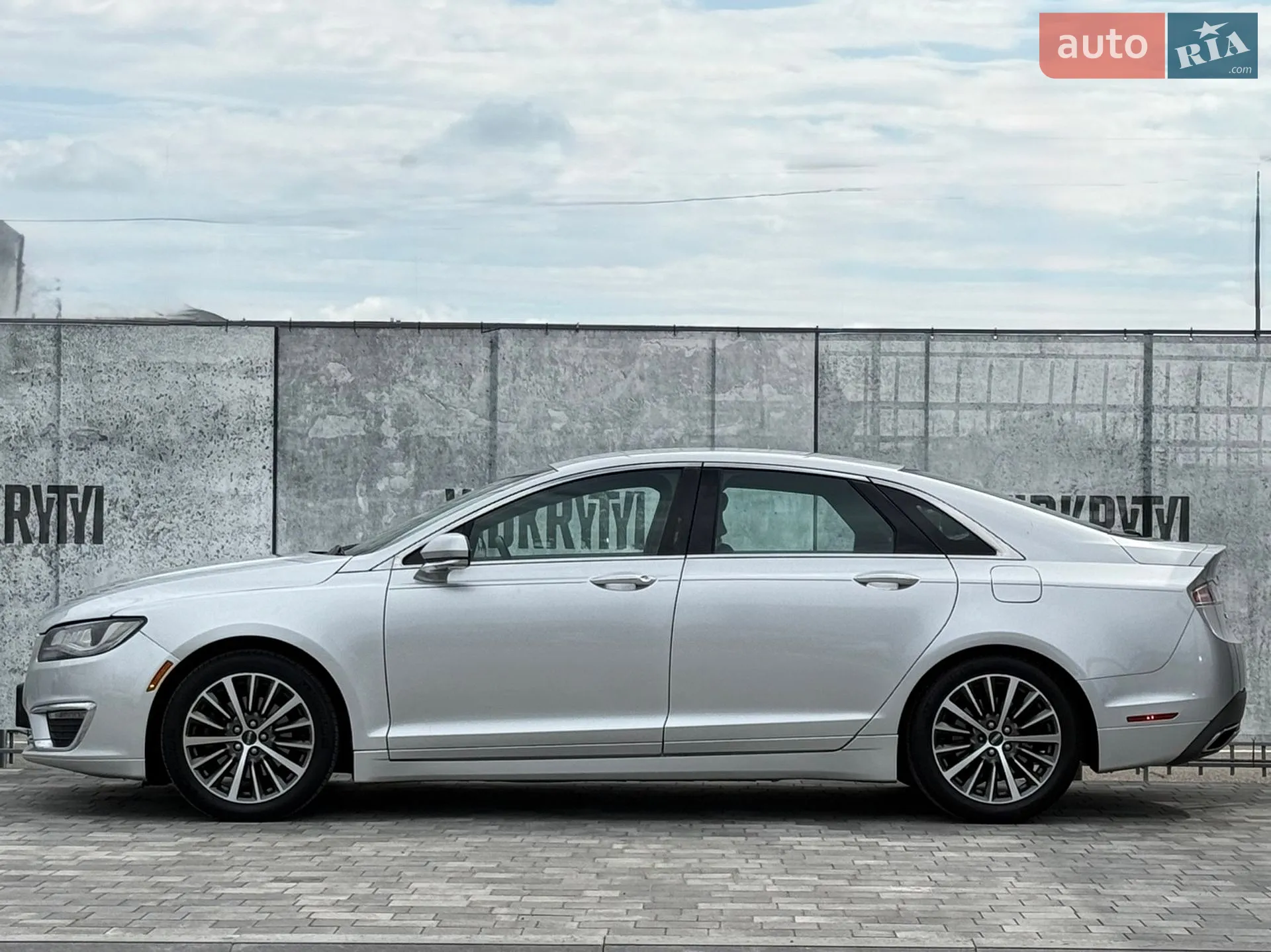 2016 Lincoln MKZ - мініатюра 8