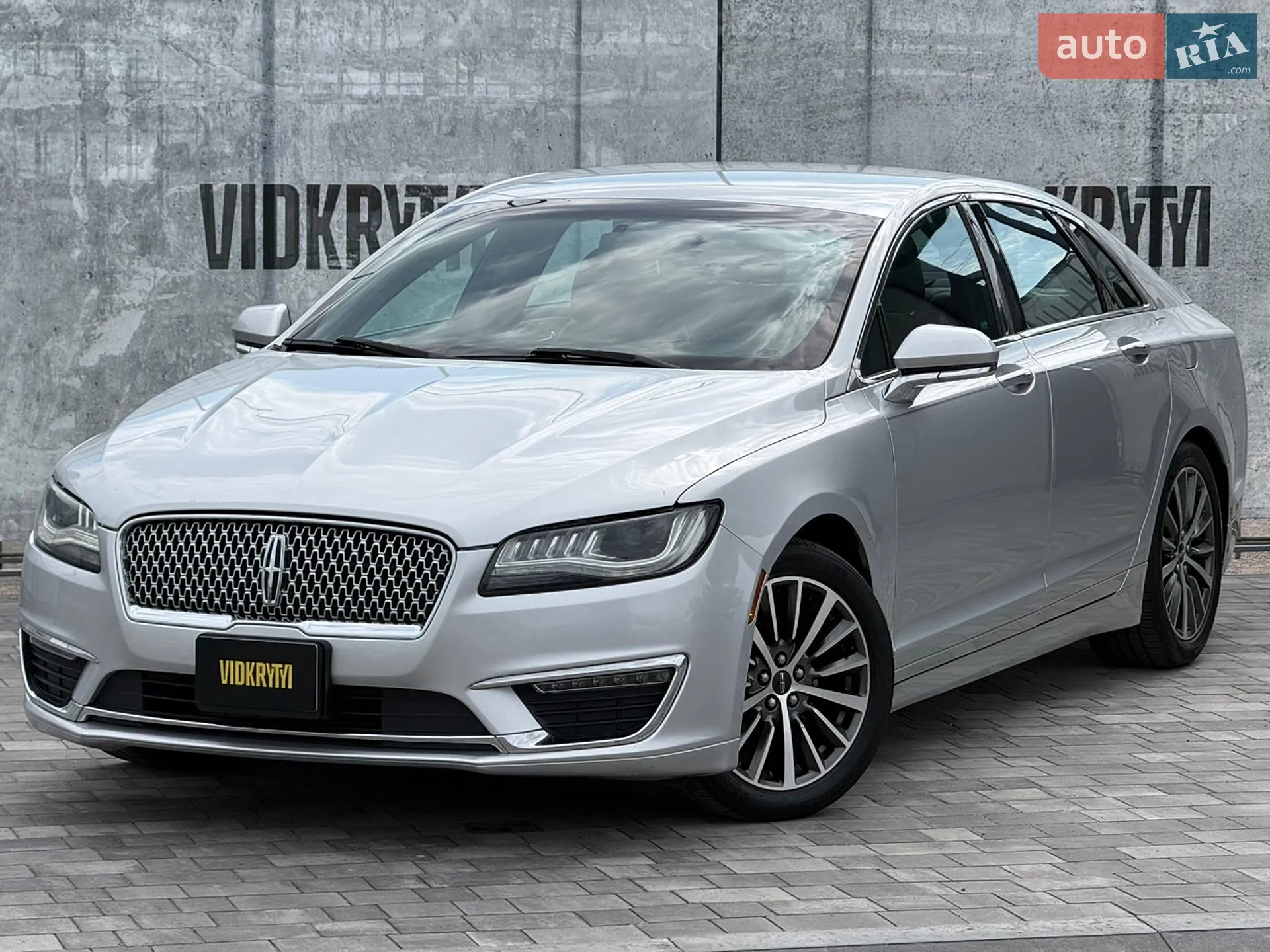 2016 Lincoln MKZ - мініатюра 3