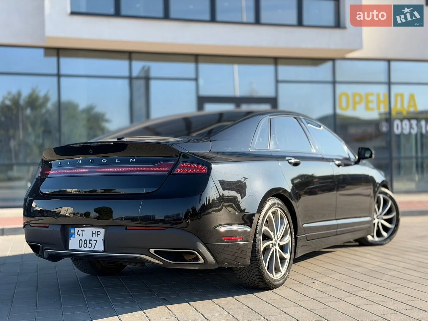 2019 Lincoln MKZ - мініатюра 10