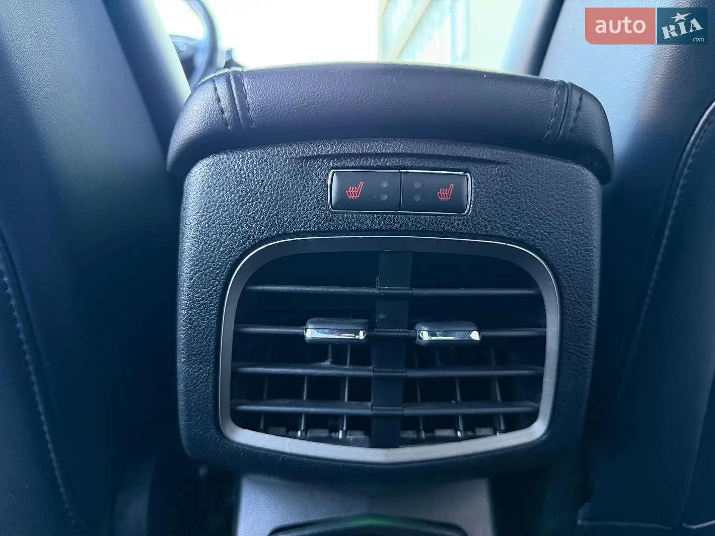 2019 Lincoln MKZ - мініатюра 25