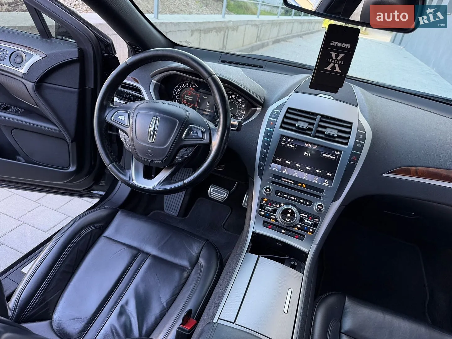 2019 Lincoln MKZ - мініатюра 28