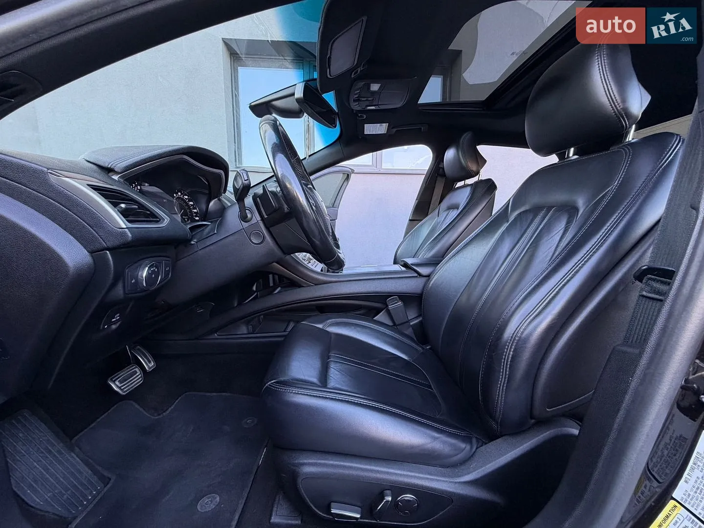 2019 Lincoln MKZ - мініатюра 36