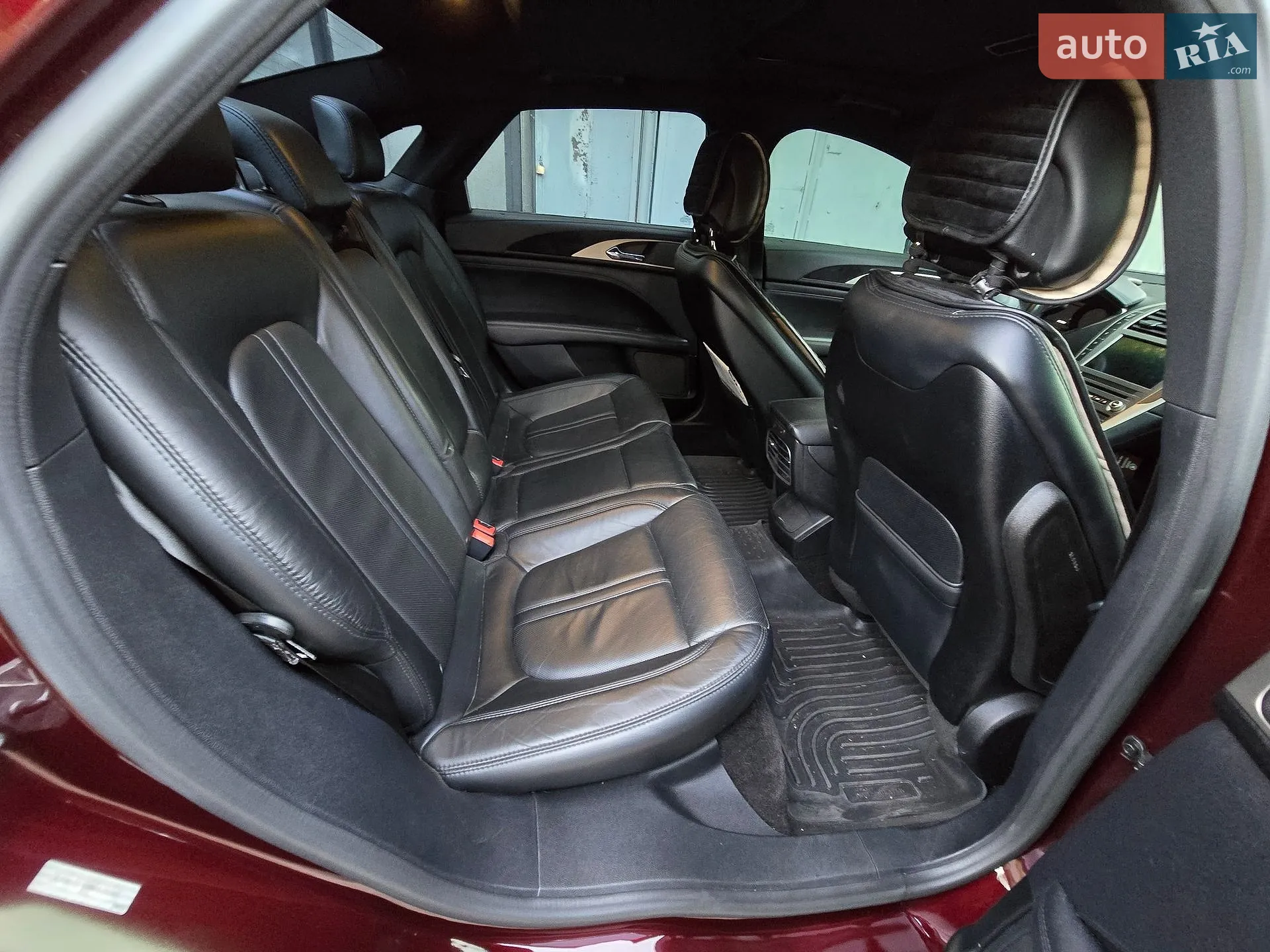 2016 Lincoln MKZ - мініатюра 14